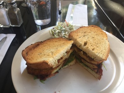 Oak Bluffs Dining: Slice of Life Fried Green Tomato Sandwich Frugal Foodie Lunch & Dinner