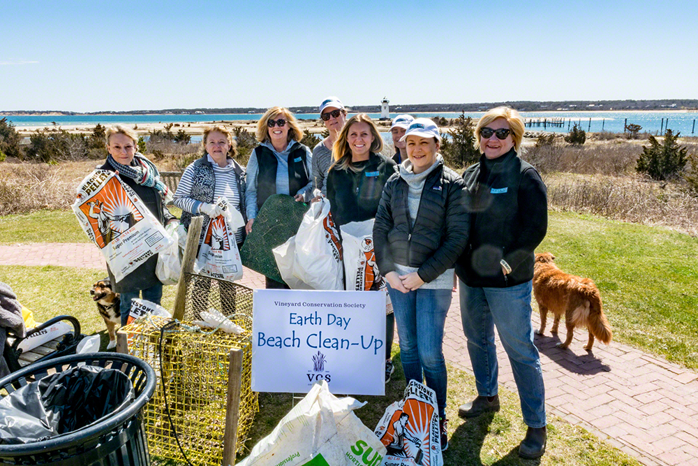 Earth Day Beach Clean-Up Edgartown Lighthouse Beach Point B Realty Beach Clean-Up Team