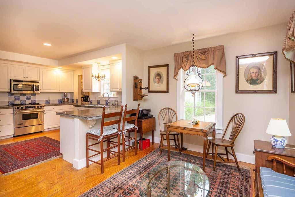 Martha's vineyard Real Estate 2019 - 14 Bold Meadow Edgartown MA 02539 For Sale Details