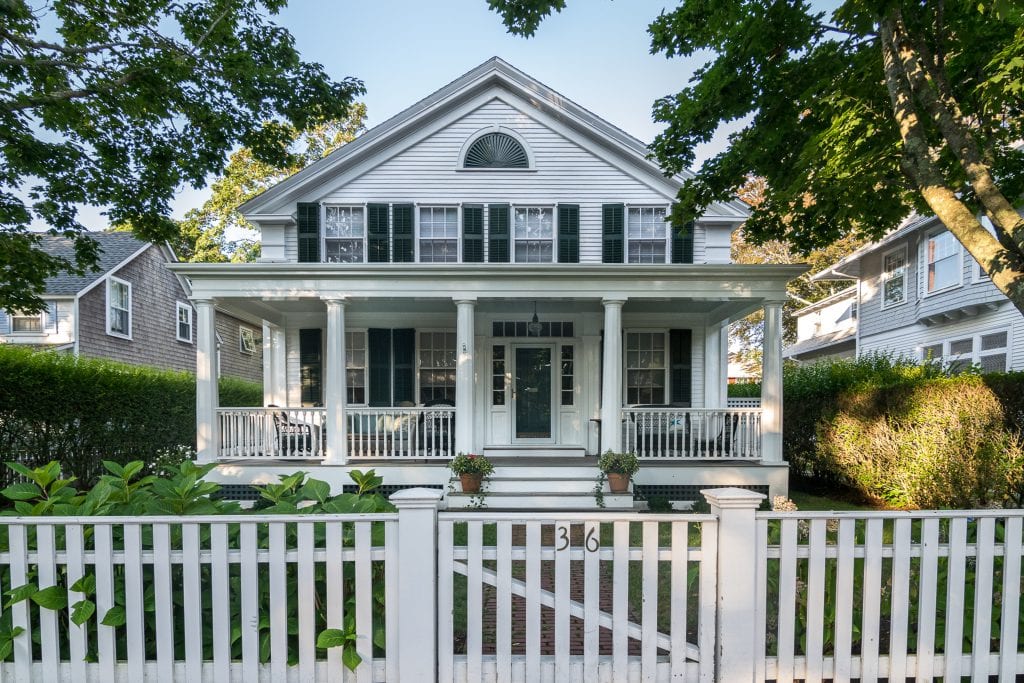 What's Your Home Worth On Martha's Vineyard? How A Real Estate Professional Can Help Guide You Thru The Pricing Process - Homes for sale - Incredible location, walking distance to downtown Edgartown Point B Realty 