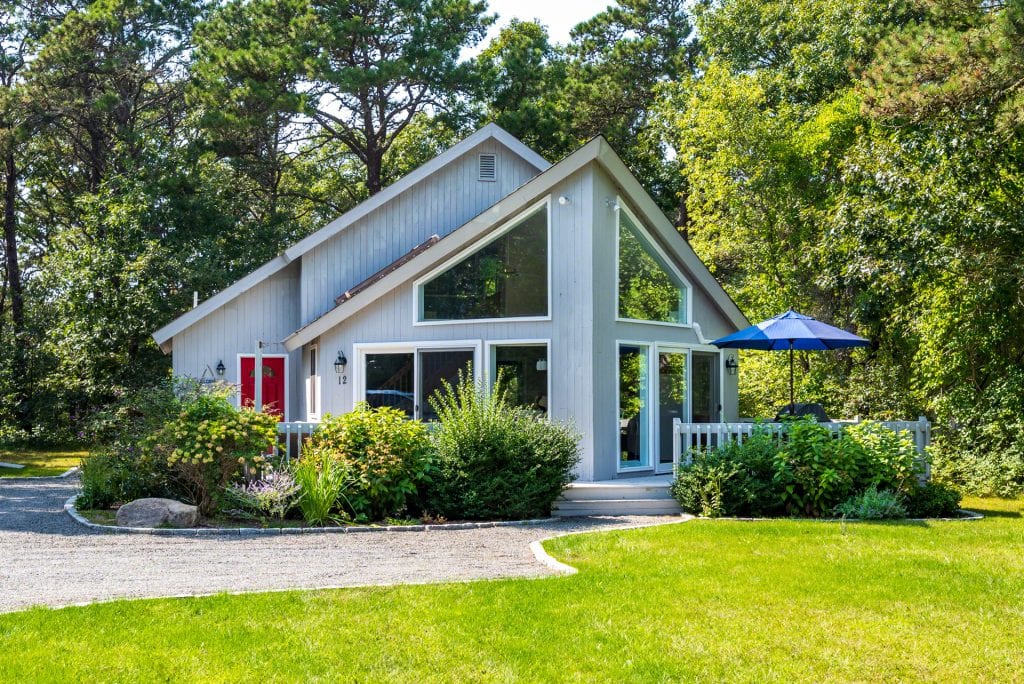 12 Court Street Edgartown MA 02539 Martha's Vineyard Contemporary Home Katama For Sale Point B Realty Exclusive Listing
