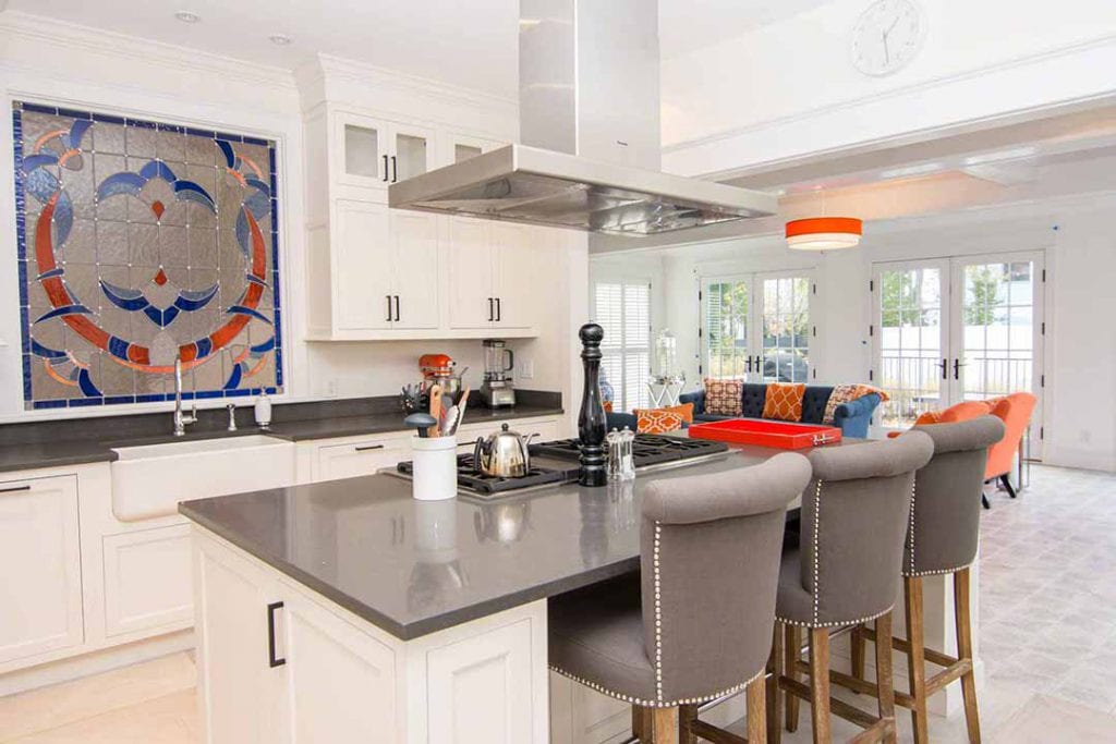 Luxurious Chef's Kitchen Has Center Cook Island With Commercial Appliances Martha's Vineyard Vacation Rentals Summer 2020 Point B Realty Exclusive Rental Listing EDG BVEL-96