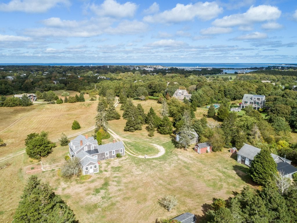 30 Mill Hill Road
For Sale 
Edgartown
 Exclusive Listing 
Martha’s Vineyard 
Real Estate 
Realtor
Point B Realty