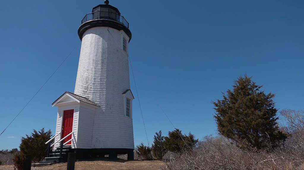 Martha's Vineyard Bucket List: Chappy Adventure Exploring Historic Cape Poge Lighthouse 
