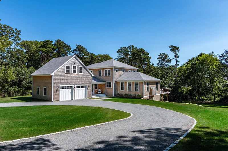 Martha's Vineyard Vacation Rentals With Special September Savings Up To 25% Off Sleek Contemporary In Hidden Cove Oak Bluffs Save 10% Off 