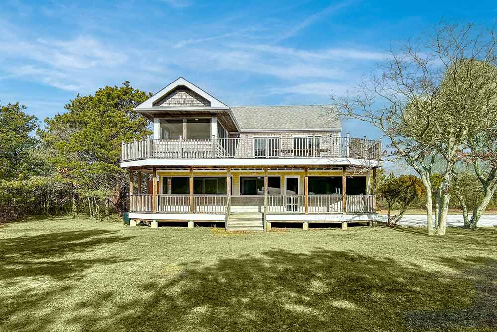 New Martha's Vineyard Vacation Rentals For Summer 2023 Long Point Beach House Getaway Point B Vacation Rentals