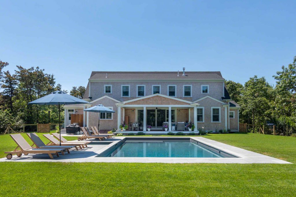 Last-Minute August Vacation Rentals On Martha's Vineyard Save $4,000 Off In Katama For a Luxury Home With Pool And Hot